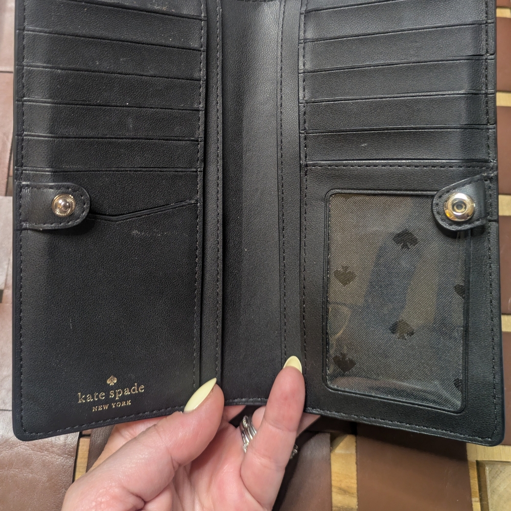 LIKE NEW! Kate Spade Large Staci Saffiano Leather Wallet - Picture 8 of 10